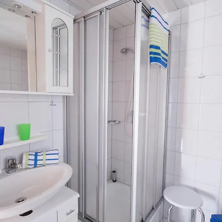 Haus-karin-ferienwohnung-1 *